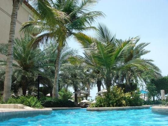the-ritz-carlton-dubai